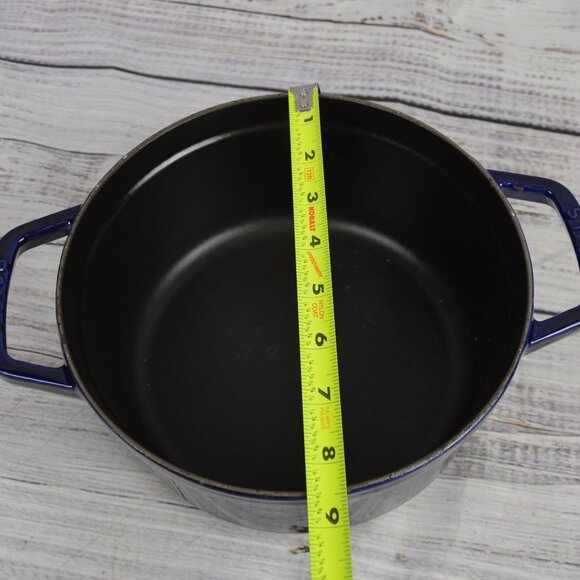 Staub 22 Blue Enameled Dutch Oven 2.6L NO LID GUC READ - Picture 9 of 13